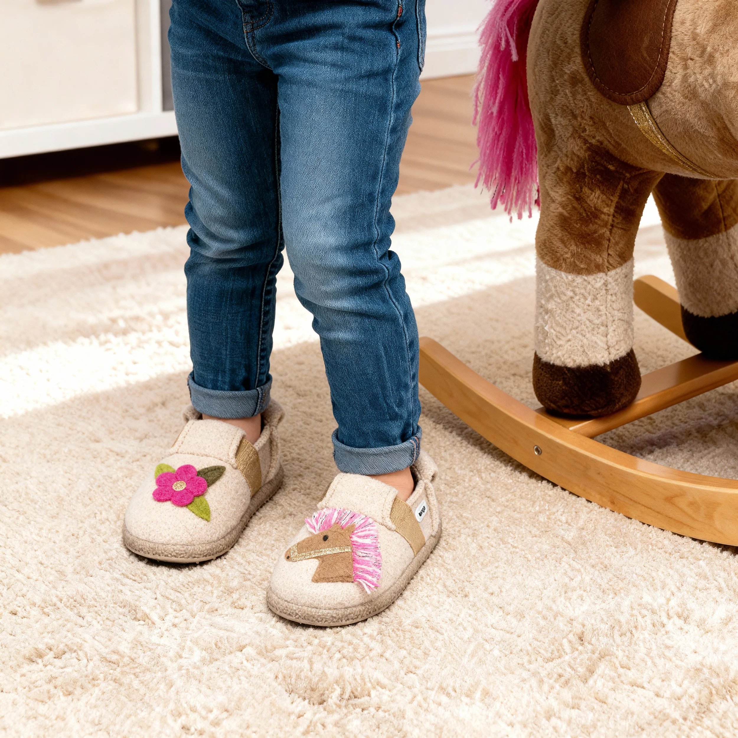 Little Horse 2.0 - Image 4